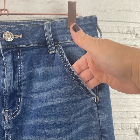 American Eagle Super High-Rise Mini Denim Skirt Size 4 Long - Picture 4 of 13